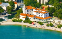 Kaštel Hotel ***